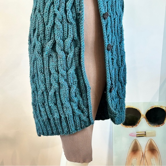 Chunky Hand Knit Long Line Cardigan - Picture 13 of 14